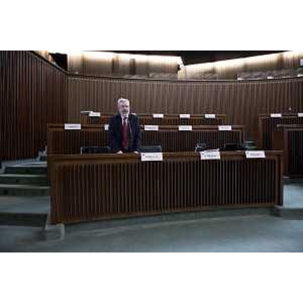 Furio Honsell (Open Sinistra Fvg), unico rappresentante delle Opposizioni durante il voto conclusivo - Furio Honsell (Open Sinistra Fvg), unico rappresentante delle Opposizioni durante il voto conclusivo