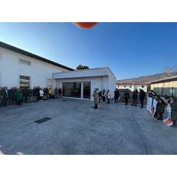 L'inaugurazione delle nuova biblioteca di Ragogna con autorità e bimbi delle scuole - L'inaugurazione delle nuova biblioteca di Ragogna con autorità e bimbi delle scuole