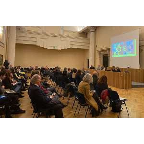 Un momento della conferenza stampa di presentazione della mostra "Insieme" a Udine alla presenza del'assessore regionale alla Cultura Tiziana Gibelli - Un momento della conferenza stampa di presentazione della mostra "Insieme" a Udine alla presenza del'assessore regionale alla Cultura Tiziana Gibelli