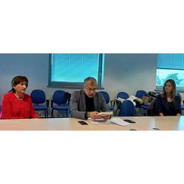 Un altro momento dell'incontro nel palazzo della Regione di via Sabbadini a Udine - Un altro momento dell'incontro nel palazzo della Regione di via Sabbadini a Udine