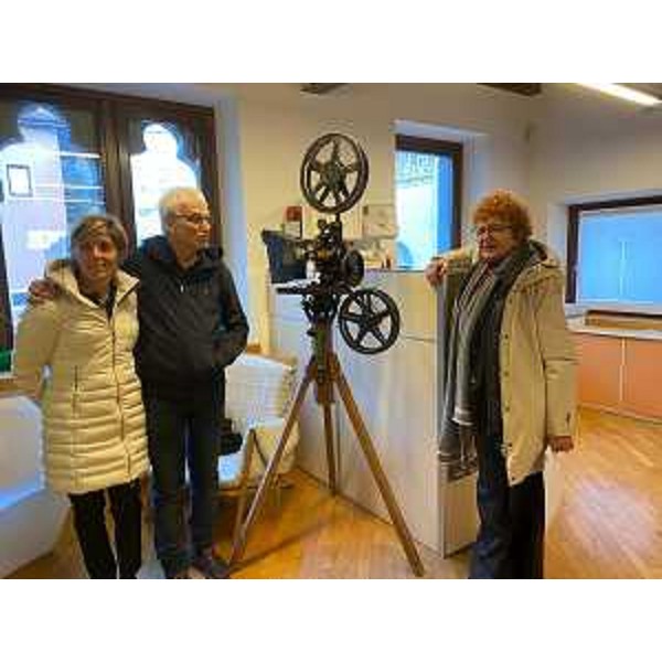 Gli assessori Barbara Zilli e Tiziana Gibelli con il presidente Livio Jacob in visita alla Cineteca del Friuli di Gemona - Gli assessori Barbara Zilli e Tiziana Gibelli con il presidente Livio Jacob in visita alla Cineteca del Friuli di Gemona