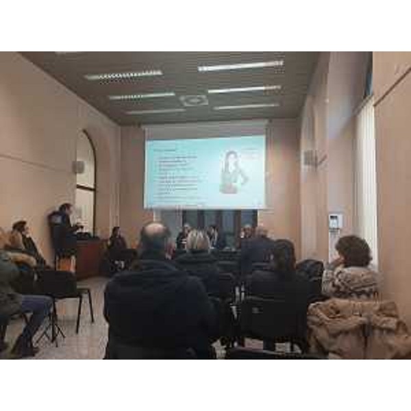 Un momento della presentazione del portale Let'sGo! nella sala Dora Bassi di Gorizia - Un momento della presentazione del portale Let'sGo! nella sala Dora Bassi di Gorizia