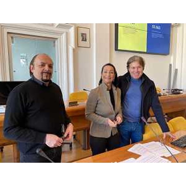 L'assessore Sergio Emidio Bini al Comune di Monfalcone con il sindaco Anna Cisint e l'assessore Luca Fasan - L'assessore Sergio Emidio Bini al Comune di Monfalcone con il sindaco Anna Cisint e l'assessore Luca Fasan