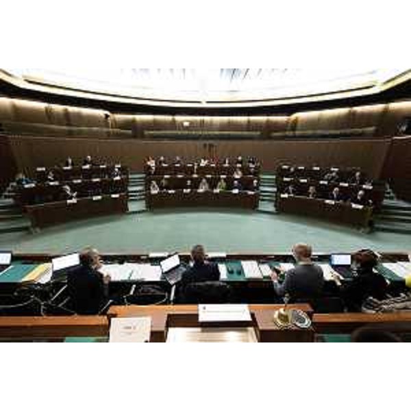 Il Comitato ristretto della III Commissione nell'aula consiliare con i numerosi auditi - Il Comitato ristretto della III Commissione nell'aula consiliare con i numerosi auditi