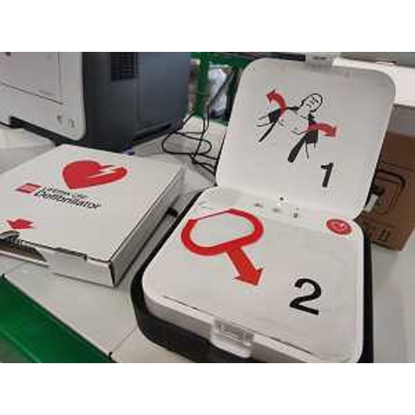 I defibrillatori automatici esterni (Dae) a disposizione della Protezione civile regionale. - I defibrillatori automatici esterni (Dae) a disposizione della Protezione civile regionale.