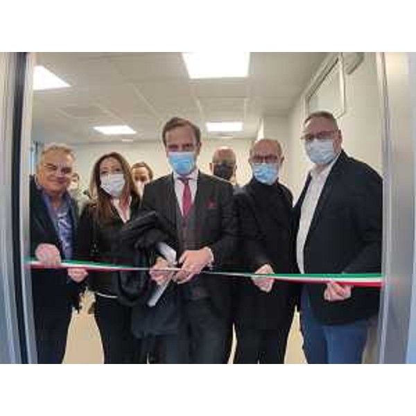 Taglio del nastro per la nuova Tac di Latisana - Taglio del nastro per la nuova Tac di Latisana