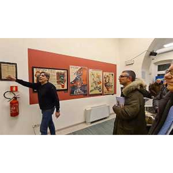 L'assessore Roberti all'inaugurazione della mostra "IN ESILIO. Atmosfere e propagande ...diverse", realizzata dall'Irci in occasione della ricorrenza del Giorno del Ricordo, all'interno del Civico Museo della Civiltà Istriana Fiumana e Dalmata di Trieste. - L'assessore Roberti all'inaugurazione della mostra "IN ESILIO. Atmosfere e propagande ...diverse", realizzata dall'Irci in occasione della ricorrenza del Giorno del Ricordo, all'interno del Civico Museo della Civiltà Istriana Fiumana e Dalmata di Trieste. 