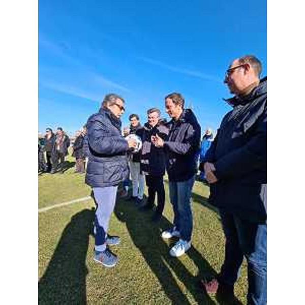 l governatore Fedriga con il presidente regionale della Figc Ermes Canciani - l governatore Fedriga con il presidente regionale della Figc Ermes Canciani