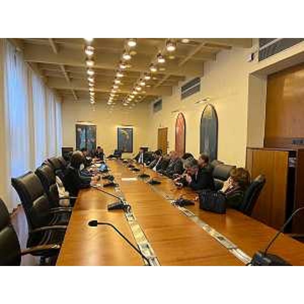 La VI Commissione riunita nella sala gialla del palazzo consiliare - La VI Commissione riunita nella sala gialla del palazzo consiliare