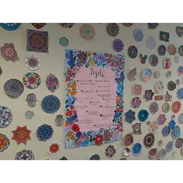 Una parete dell'ambulatorio Dca all'ospedale San Polo di Monfalcone - Una parete dell'ambulatorio Dca all'ospedale San Polo di Monfalcone