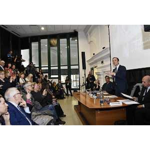 Il governatore Massimiliano Fedriga alla presentazione della mostra "David LaChapelle-Fulmini" - Il governatore Massimiliano Fedriga alla presentazione della mostra "David LaChapelle-Fulmini"