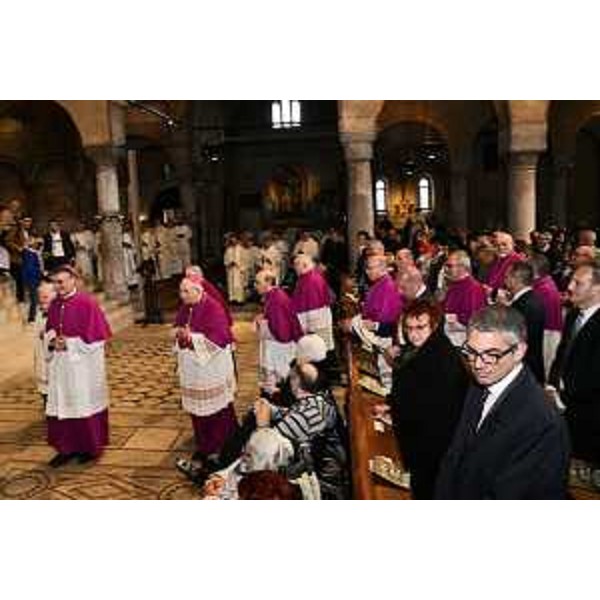 L'assessore regionale Pierpaolo Roberti alla cerimonia di insediamento del nuovo vescovo di Trieste mons. Enrico Trevisi - L'assessore regionale Pierpaolo Roberti alla cerimonia di insediamento del nuovo vescovo di Trieste mons. Enrico Trevisi