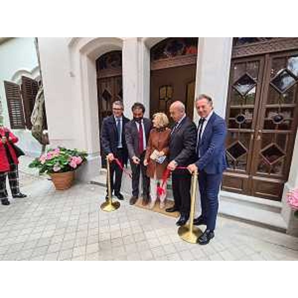 Il taglio del nastro al termine del restauro del Castelletto di Miramare - Il taglio del nastro al termine del restauro del Castelletto di Miramare