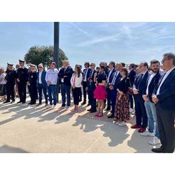 Lassessore regionale alle Attività produttive e Turismo Sergio Emidio Bini, intervenuto assieme al vicepresidente del Friuli Venezia Giulia Mario Anzil alla celebrazione dei 120 anni dei Bagni di Lignano e allapertura della stagione turistica 2023. - Lassessore regionale alle Attività produttive e Turismo Sergio Emidio Bini, intervenuto assieme al vicepresidente del Friuli Venezia Giulia Mario Anzil alla celebrazione dei 120 anni dei Bagni di Lignano e allapertura della stagione turistica 2023.