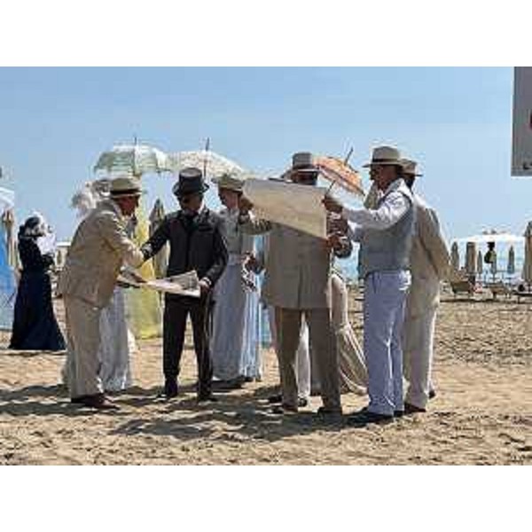 La celebrazione dei 120 anni dei Bagni di Lignano e lapertura della stagione turistica 2023. - La celebrazione dei 120 anni dei Bagni di Lignano e lapertura della stagione turistica 2023.