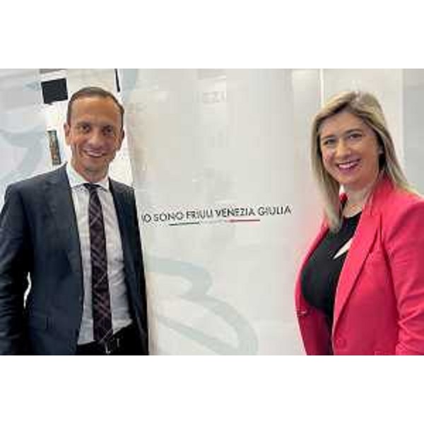 Il governatore Massimiliano Fedriga e l'assessore regionale ai Trasporti Cristina Amirante - Il governatore Massimiliano Fedriga e l'assessore regionale ai Trasporti Cristina Amirante 