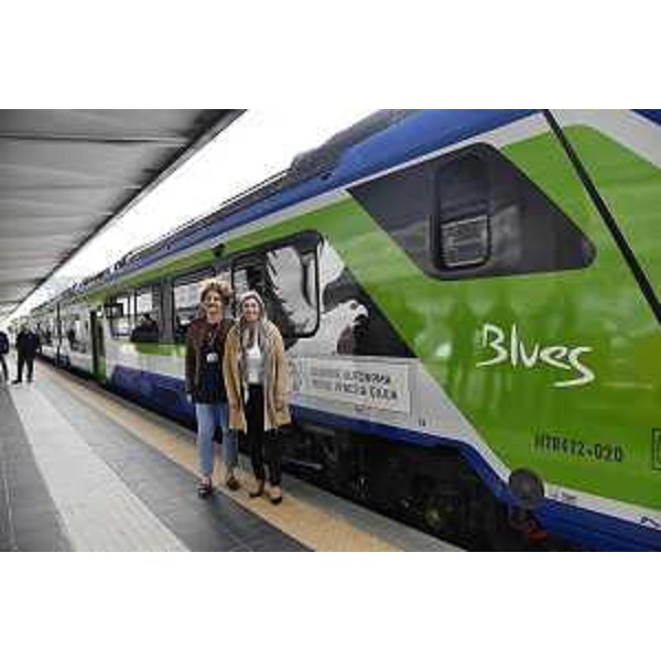 L'assessore Amirante (a destra con la direttrice di Trenitalia Fvg Elisa Nannetti - L'assessore Amirante (a destra con la direttrice di Trenitalia Fvg Elisa Nannetti