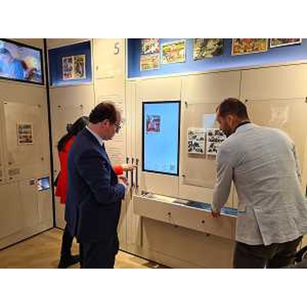 Il vicegovernatore della Regione visita la mostra permanente sul fumetto nella sede di villa Galvani al Paff! di Pordenone - Il vicegovernatore della Regione visita la mostra permanente sul fumetto nella sede di villa Galvani al Paff! di Pordenone