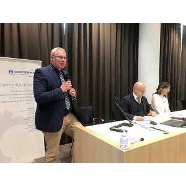 Il presidente del Cr, Mauro Bordin, il direttore di Confcooperative Paolo Tonassi e la presidente Paola Benini - Il presidente del Cr, Mauro Bordin, il direttore di Confcooperative Paolo Tonassi e la presidente Paola Benini