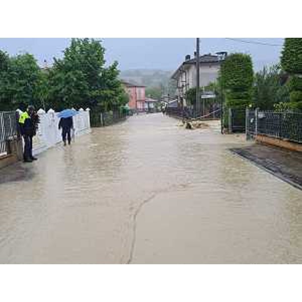 L'alluvione che ha colpito l'Emilia-Romagna. - L'alluvione che ha colpito l'Emilia-Romagna.