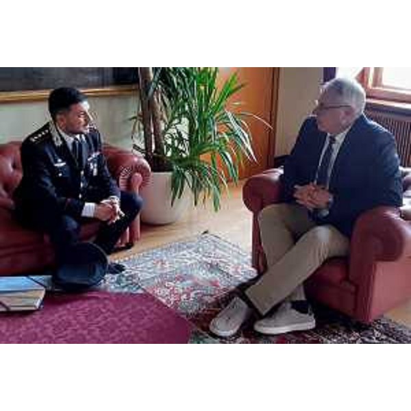 Il comandante provinciale dei carabinieri di Trieste, Mauro Carrozzo, e il presidente del Cr Fvg, Mauro Bordin - Il comandante provinciale dei carabinieri di Trieste, Mauro Carrozzo, e il presidente del Cr Fvg, Mauro Bordin