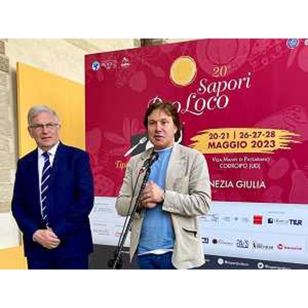 L'assessore regionale Sergio Emidio Bini (a destra nella foto) a "Sapori Pro Loco" - L'assessore regionale Sergio Emidio Bini (a destra nella foto) a "Sapori Pro Loco"