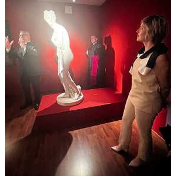 La visita guidata del curatore don Alessio Geretti con mons. Angelo Zanello - La visita guidata del curatore don Alessio Geretti con mons. Angelo Zanello