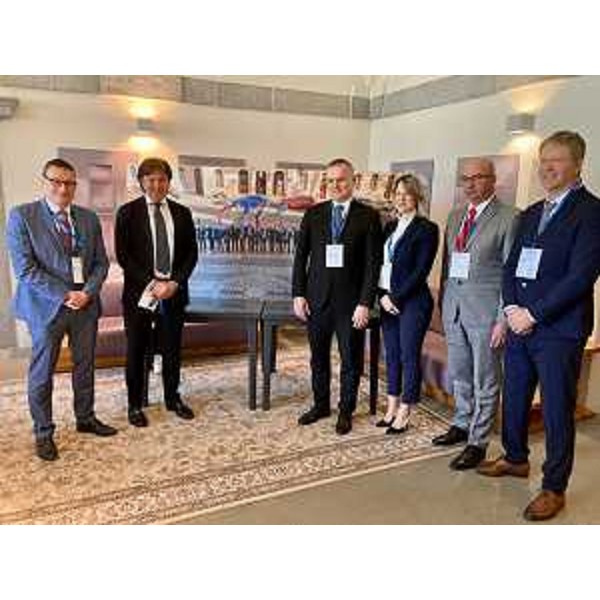 L'assessore regionale Sergip Emidio Bini a villa Vipolze - L'assessore regionale Sergip Emidio Bini a villa Vipolze