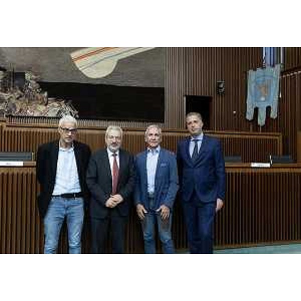 Furio Honsell (Open Sinistra Fvg), secondo da sinistra - Furio Honsell (Open Sinistra Fvg), secondo da sinistra