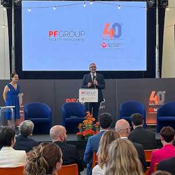 L'assessore regionale Pierpaolo Roberti alla cerimonia per i 40 anni di fondazione dell'azienda PF Group di Udine - L'assessore regionale Pierpaolo Roberti alla cerimonia per i 40 anni di fondazione dell'azienda PF Group di Udine