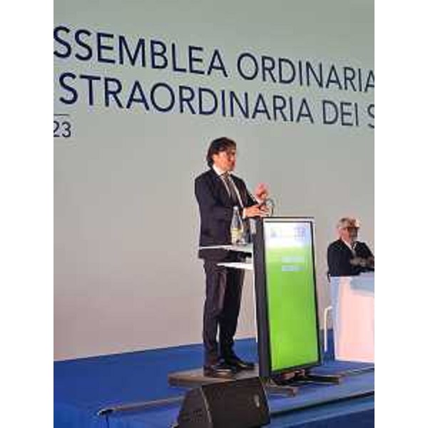 L'assessore regionale alle Attività produttive e turismo Sergio Emidio Bini all'Assemblea di Banca Ter - L'assessore regionale alle Attività produttive e turismo Sergio Emidio Bini all'Assemblea di Banca Ter