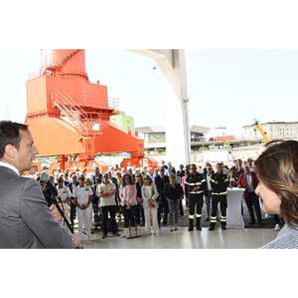 Il governatore Massimiliano Fedriga durante la cerimonia di varo del rimorchiatore "Glera". - Il governatore Massimiliano Fedriga durante la cerimonia di varo del rimorchiatore "Glera".