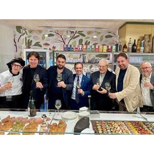 Un momento dell'inaugurazione del punto vendita Dusci Gangi di viale Tricesimo a Udine - Un momento dell'inaugurazione del punto vendita Dusci Gangi di viale Tricesimo a Udine