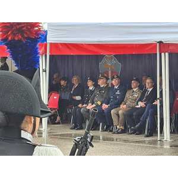 L'assessore regionale Stefano Zannier, primo da destra, partecipa alla cerimonia per i 209 anni di fondazione dell'Arma dei Carabinieri a Pordenone - L'assessore regionale Stefano Zannier, primo da destra, partecipa alla cerimonia per i 209 anni di fondazione dell'Arma dei Carabinieri a Pordenone 