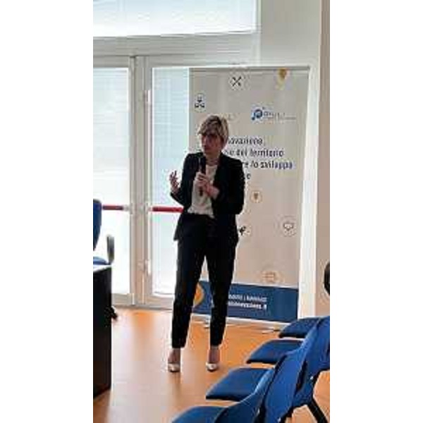 Lassessore regionale alle Finanze Barbara Zilli allassemblea ordinaria dei soci della società consortile a responsabilità limitata Friuli Innovazione, Centro di Ricerca e di Trasferimento Tecnologico. - Lassessore regionale alle Finanze Barbara Zilli allassemblea ordinaria dei soci della società consortile a responsabilità limitata Friuli Innovazione, Centro di Ricerca e di Trasferimento Tecnologico.