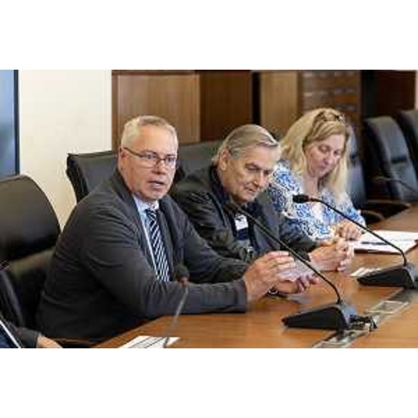 Il presidente del Cr Fvg, Mauro Bordin, interviene in apertura di conferenza stampa - Il presidente del Cr Fvg, Mauro Bordin, interviene in apertura di conferenza stampa