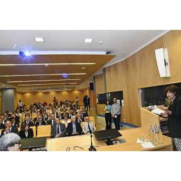 L'assessore Rosolen durante il suo intervento all'Area Science Park - L'assessore Rosolen durante il suo intervento all'Area Science Park