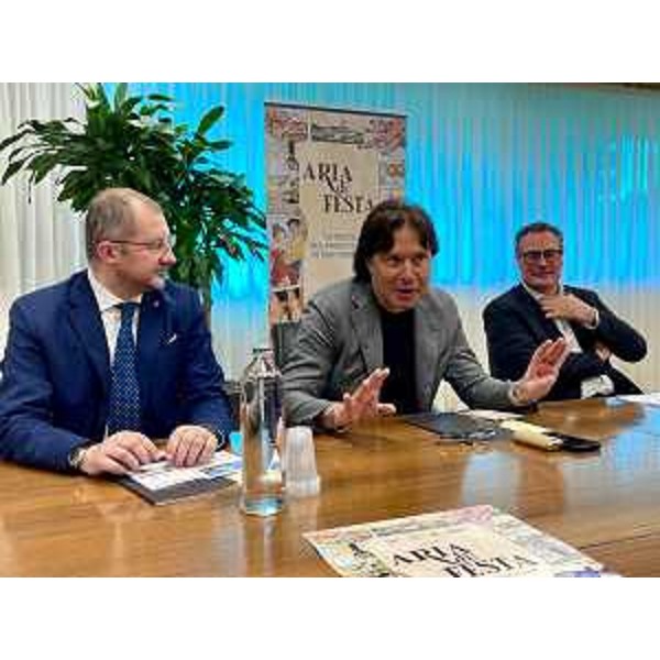 L'intervento dell'assessore al Turismo Sergio Emidio Bini nel corso della presentazione di Aria di Festa nella sede della Regione a Udine - L'intervento dell'assessore al Turismo Sergio Emidio Bini nel corso della presentazione di Aria di Festa nella sede della Regione a Udine
