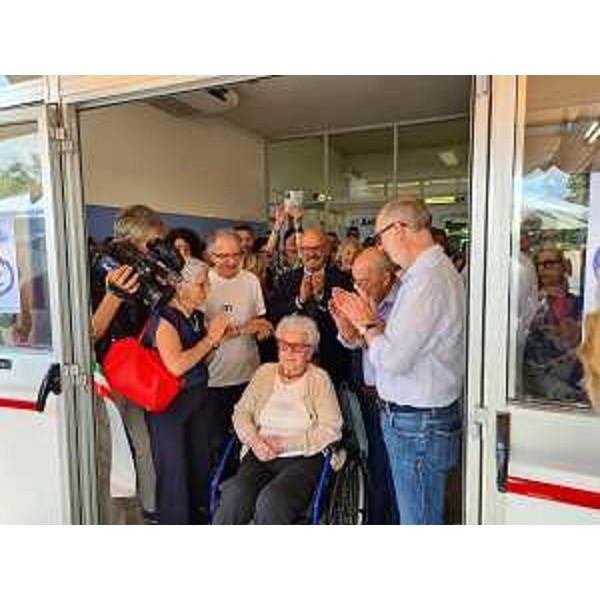 L'assessore regionale alla Disabilità e politiche sociali Riccardo Riccardi e l'assessore regionale al Patrimonio Sebastiano Callari all'inaugurazione del centro diurno dell'Associazione nazionale di famiglie e persone con disabilità intellettive e disturbi del neurosviluppo (Anffas) di Gorizia. - L'assessore regionale alla Disabilità e politiche sociali Riccardo Riccardi e l'assessore regionale al Patrimonio Sebastiano Callari all'inaugurazione del centro diurno dell'Associazione nazionale di famiglie e persone con disabilità intellettive e disturbi del neurosviluppo (Anffas) di Gorizia.