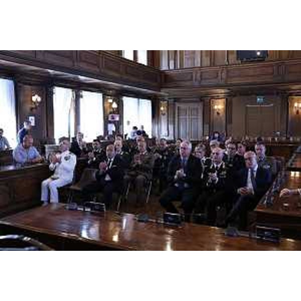 Un momento della cerimonia per Trieste liberata, nella sala comunale - Un momento della cerimonia per Trieste liberata, nella sala comunale