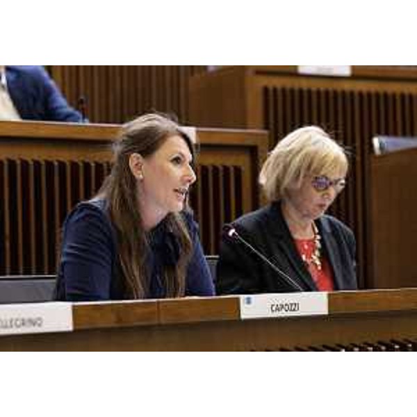 Da sinistra Rosaria Capozzi (M5S) e Laura Fasiolo (Pd) - Da sinistra Rosaria Capozzi (M5S) e Laura Fasiolo (Pd) 