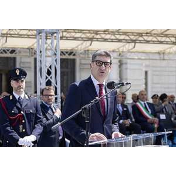 Il Capo della Polizia di Stato, Vittorio Pisani - Il Capo della Polizia di Stato, Vittorio Pisani