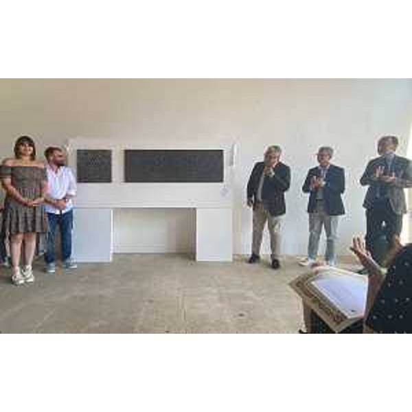 Le due opere ex aequo che si sono aggiudicate il premio messo a disposzione dalla famiglia Ronzat - Le due opere ex aequo che si sono aggiudicate il premio messo a disposzione dalla famiglia Ronzat