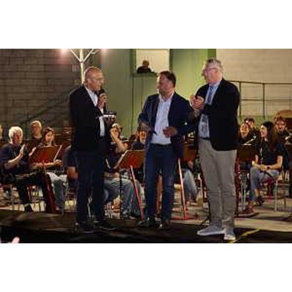 Daniele Durì, presidente corpo bandistico comunale Rossini, Ivan Petrucco, sindaco di Castions di Strada, e Mauro Bordin, presidente del Consiglio regionale - Daniele Durì, presidente corpo bandistico comunale Rossini, Ivan Petrucco, sindaco di Castions di Strada, e Mauro Bordin, presidente del Consiglio regionale 