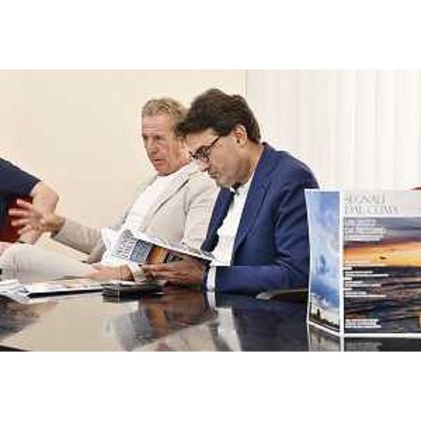 L'assesssore regionale Fabio Scoccimarro (a sinistra nella foto) a Trieste alla presentazione di "Segnali dal clima in FVG" - L'assesssore regionale Fabio Scoccimarro (a sinistra nella foto) a Trieste alla presentazione di "Segnali dal clima in FVG"