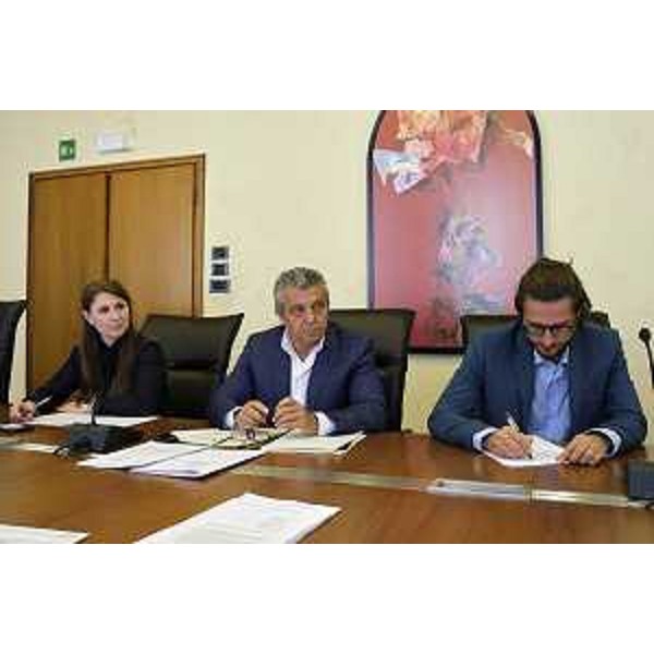 Da sx, i consiglieri Rosaria Capozzi (M5S), Francesco Martines (Pd) ed Enrico Bullian (Patto-Civica) - Silvano Trieste 2023-06-22 Consiglio Regionale FVG ph Massimo Silvano