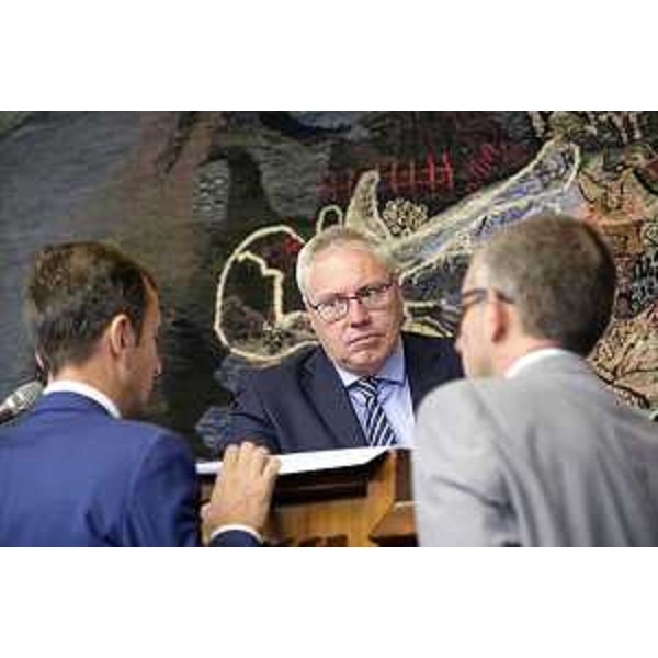 Il presidente del Cr Fvg, Mauro Bordin, con il governatore Massimiliano Fedriga e l'assessore regionale Pierpaolo Roberti - Silvano Trieste 2023-06-22 Consiglio Regionale FVG ph Massimo Silvano