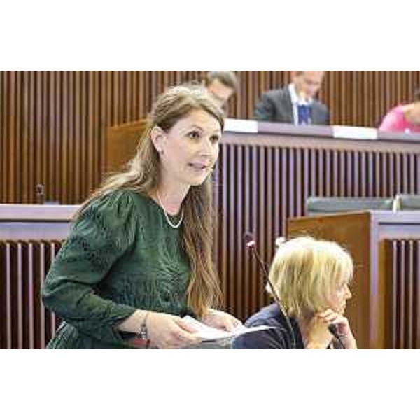 Rosaria Capozzi (M5S) - Silvano Trieste 2023-06-21 Consiglio Regionale ph Massimo Silvano