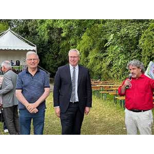 Da sx: il presidente di Unpli Fvg, Valter Pezzarini, il presidente del Consiglio regionale del Fvg, Mauro Bordin, e quello della Pro Loco Alta Val Malina Attimis, Marco Cobessi - Da sx: il presidente di Unpli Fvg, Valter Pezzarini, il presidente del Consiglio regionale del Fvg, Mauro Bordin, e quello della Pro Loco Alta Val Malina Attimis, Marco Cobessi