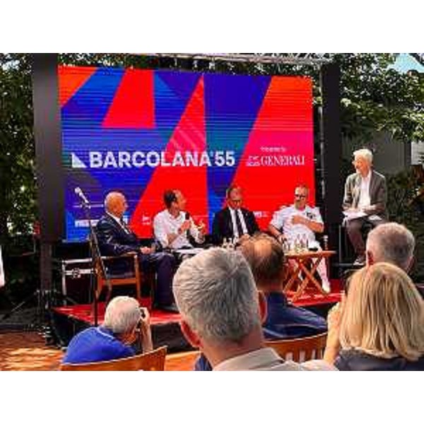 Il governatore del Friuli Venezia Giulia Massimiliano Fedriga nella sede della Società Velica di Barcola e Grignano allapertura delle iscrizioni alla Barcolana55. - Il governatore del Friuli Venezia Giulia Massimiliano Fedriga nella sede della Società Velica di Barcola e Grignano allapertura delle iscrizioni alla Barcolana55.